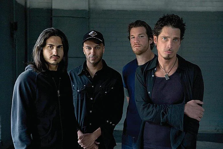 Audioslave – Like a Stone